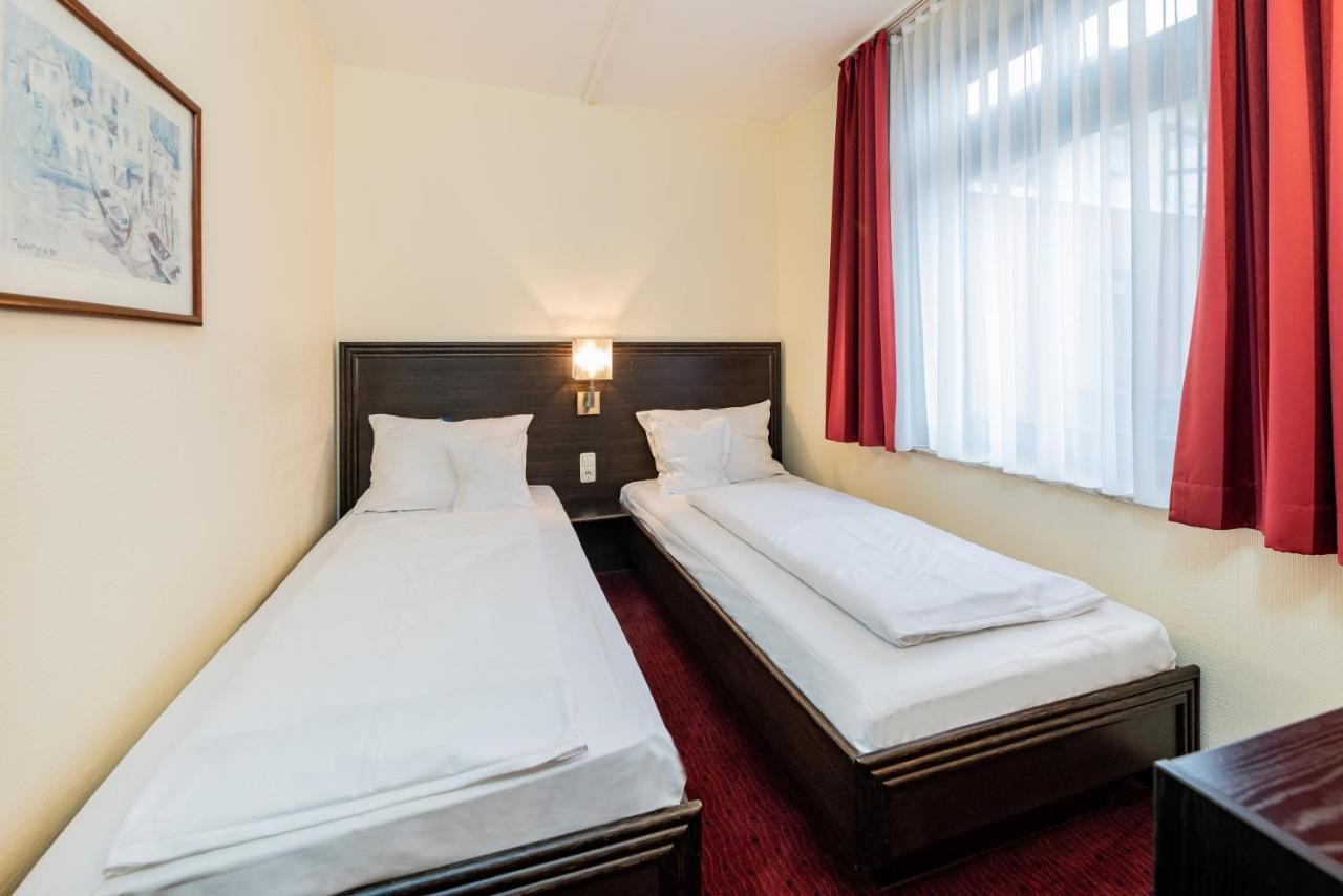 Goebel'S Seehotel Diemelsee Kültér fotó